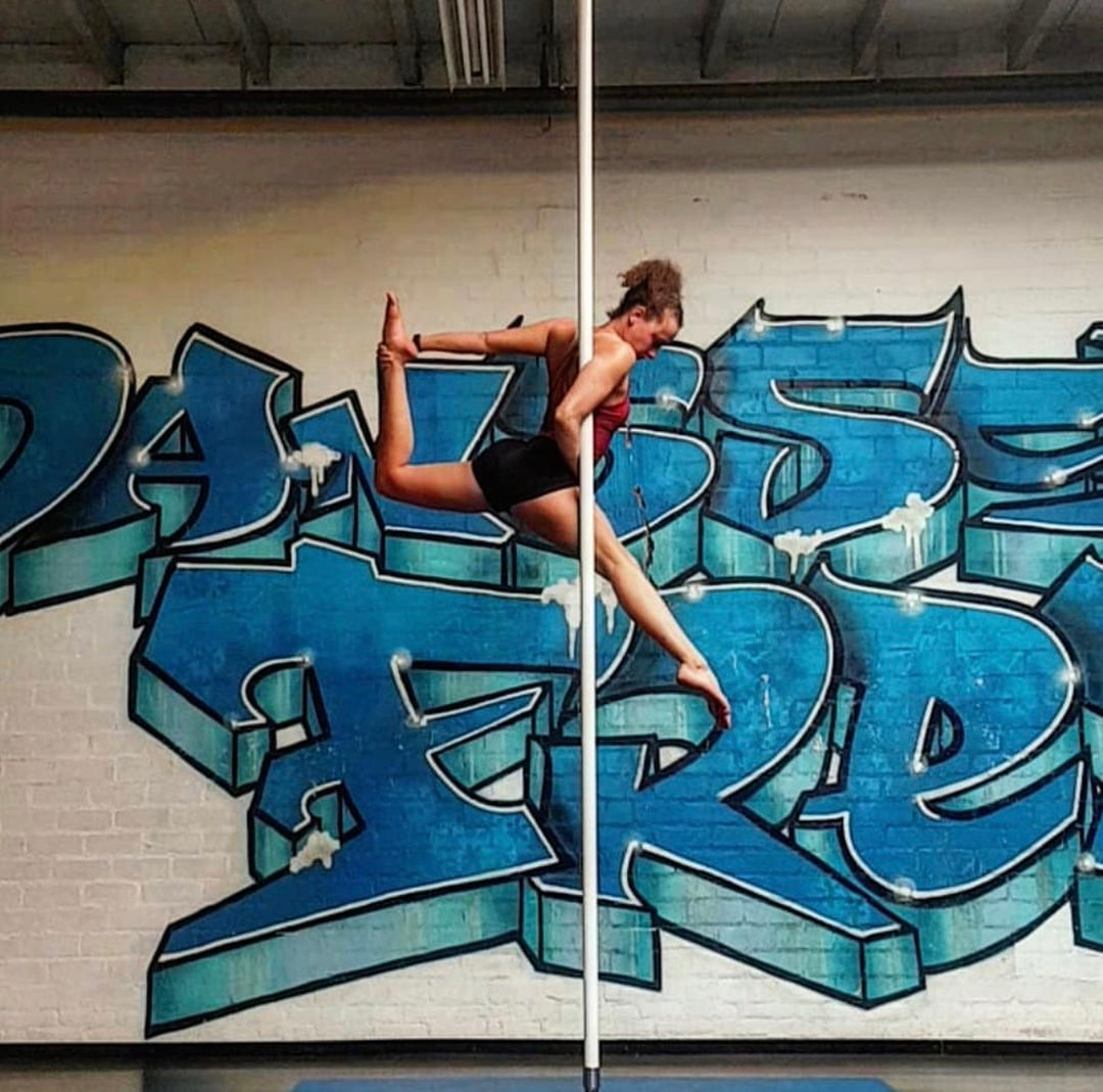 INTERVIEW:  Sharon Balances Pole Dancing Fitness With Her Nursing Career (NETHERLANDS)